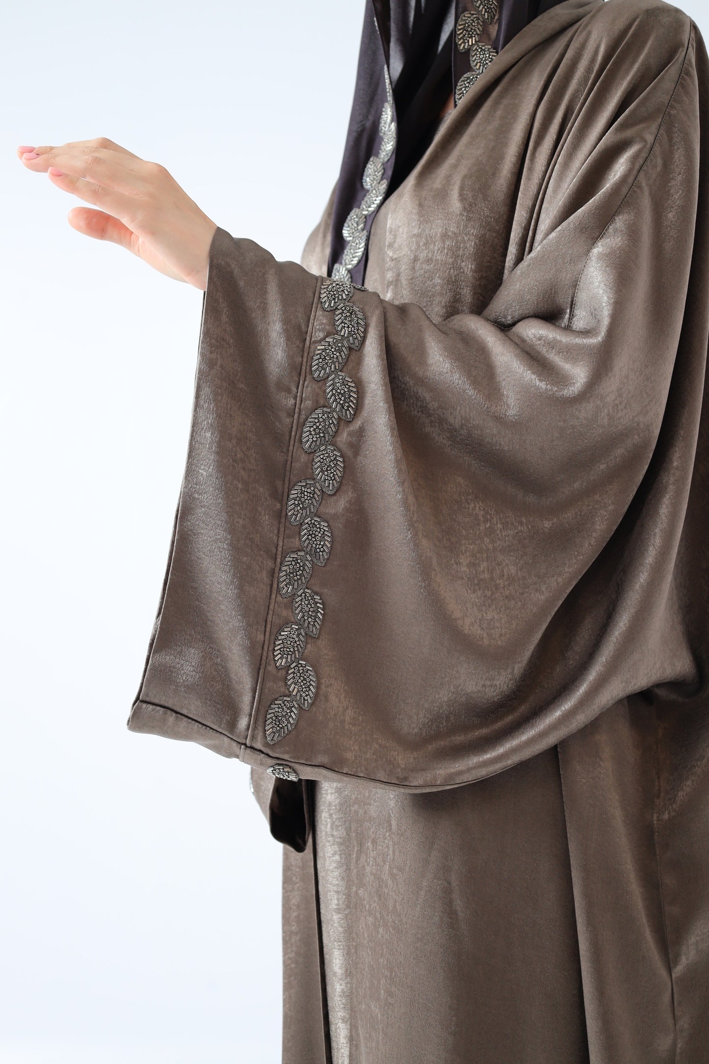 WASHED SILK ABAYA MOCHA