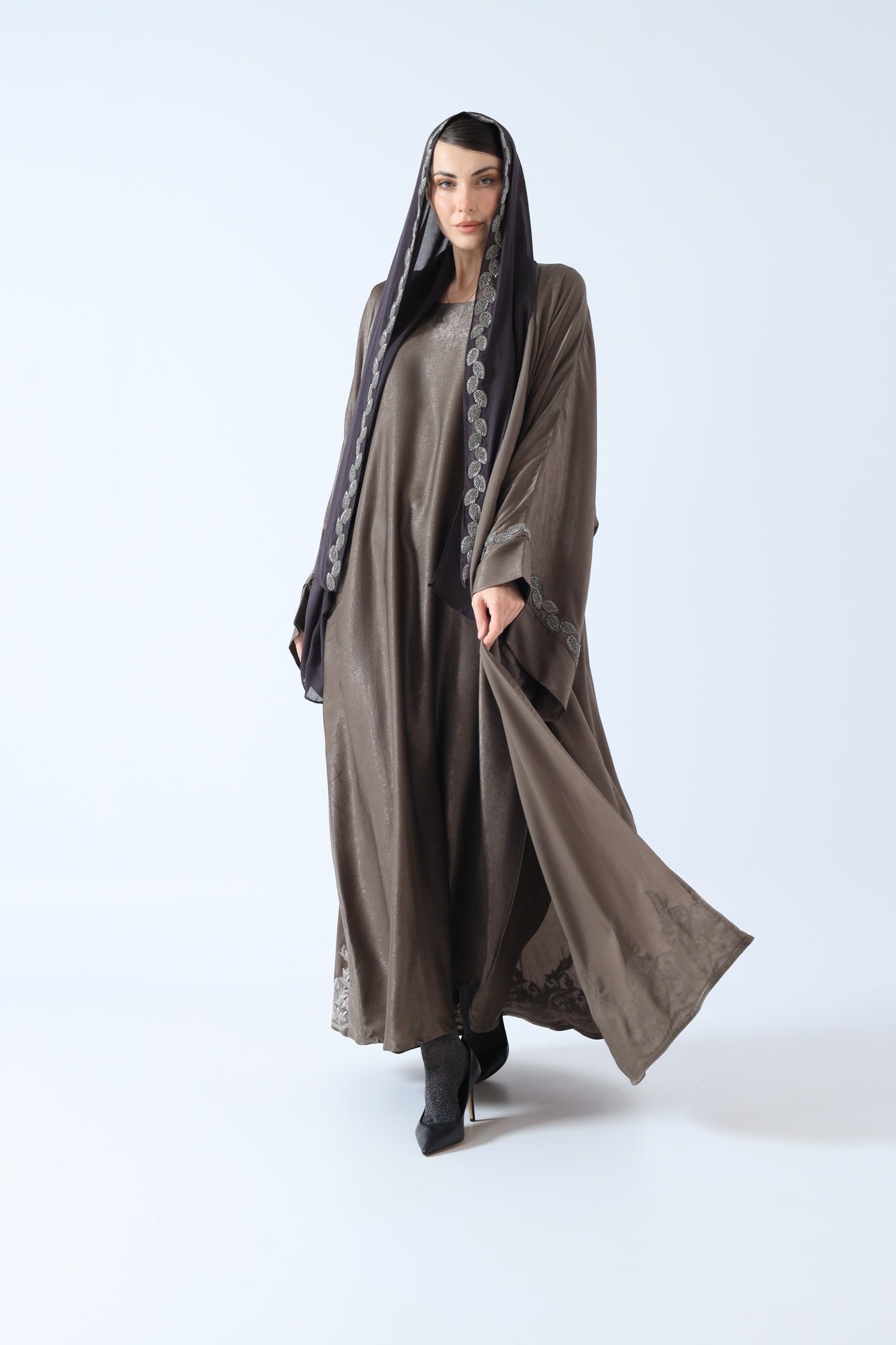 WASHED SILK ABAYA MOCHA