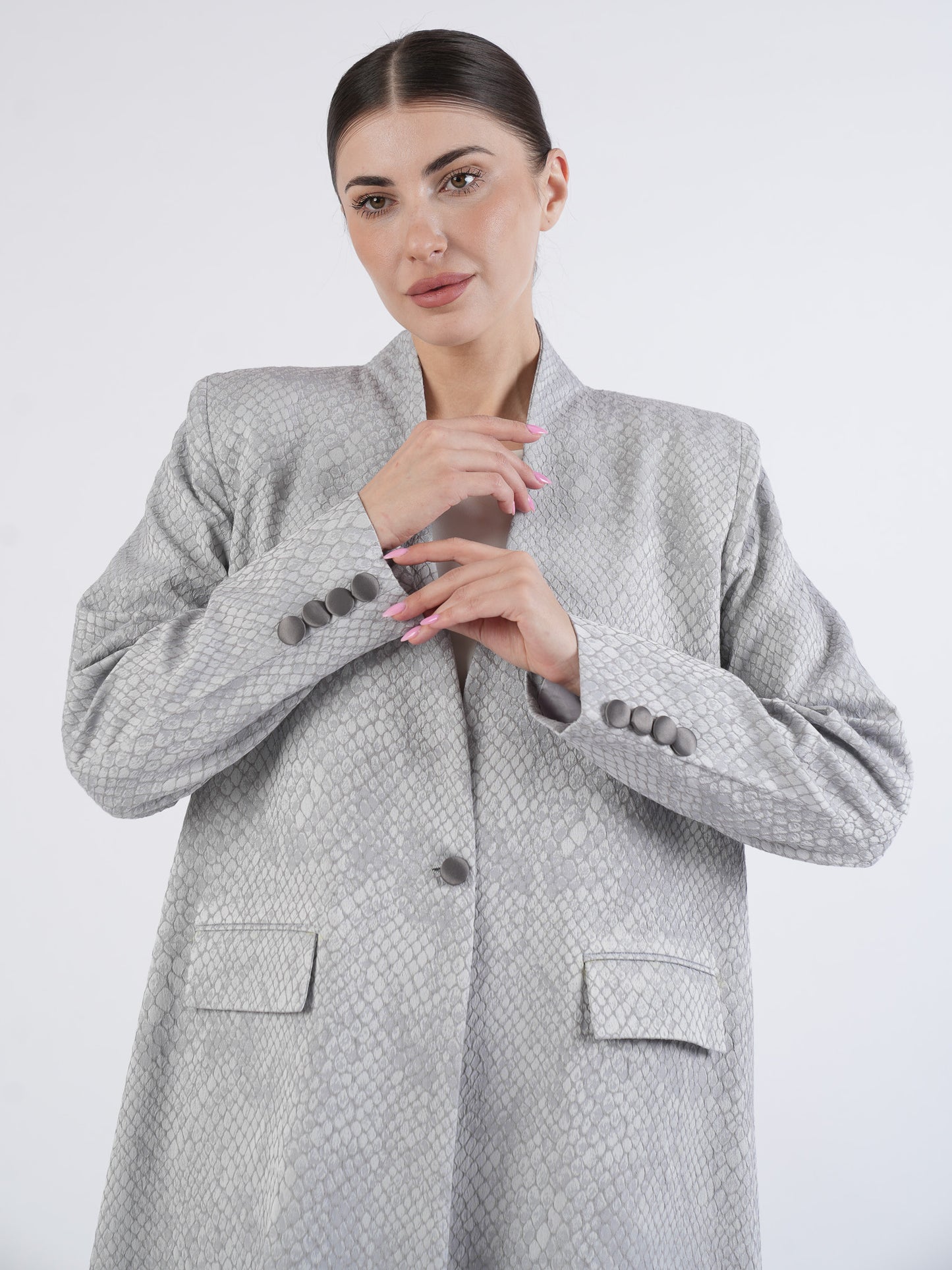 SILVER WHISPER ABAYA