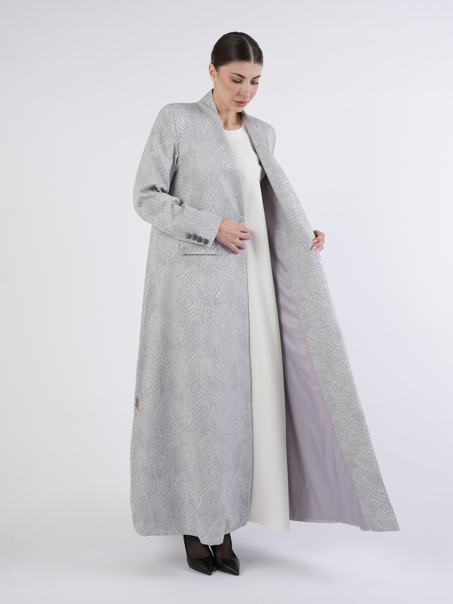 SILVER WHISPER ABAYA